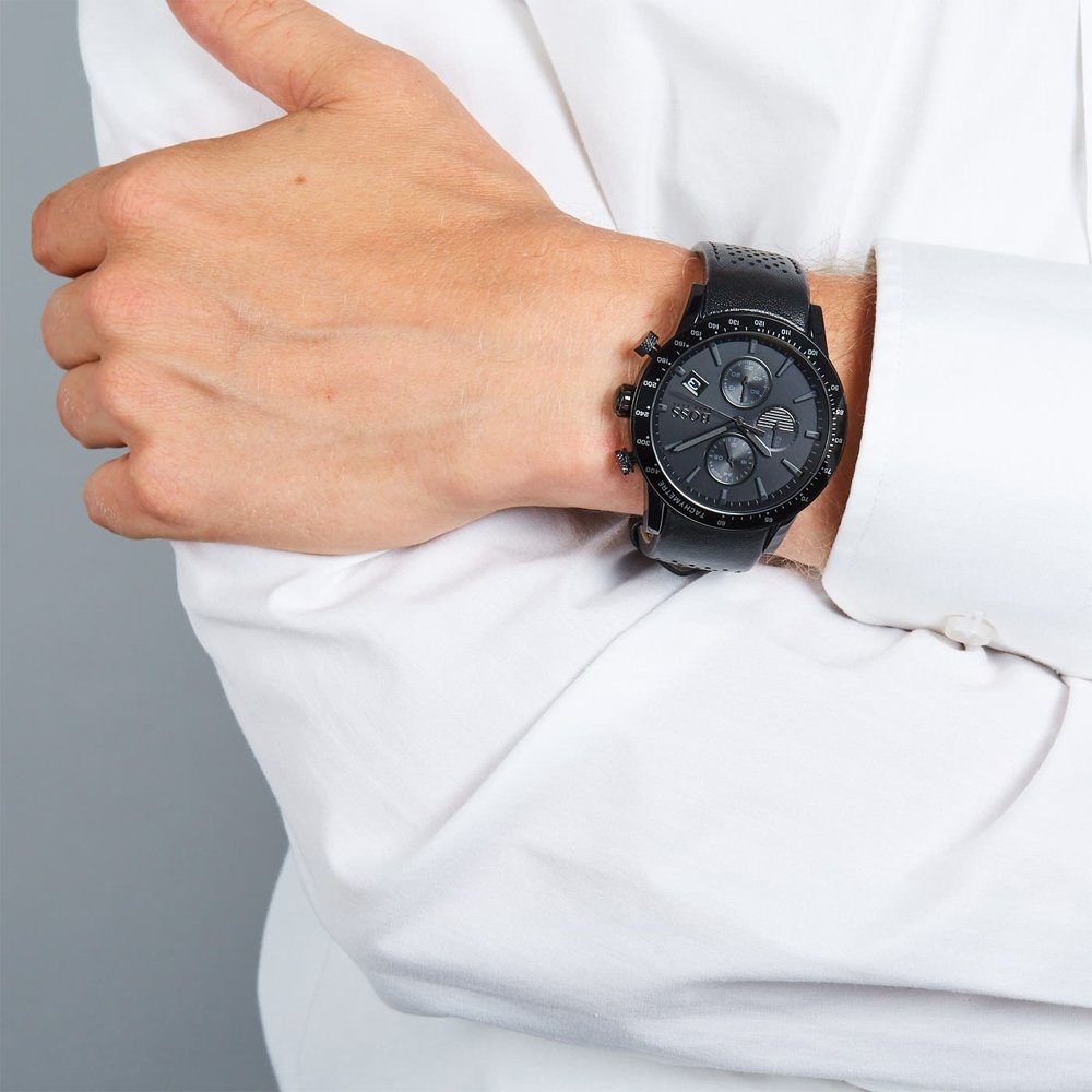 Hugo Boss Classic Black Dial Menβs Watch 1513389 - Watch