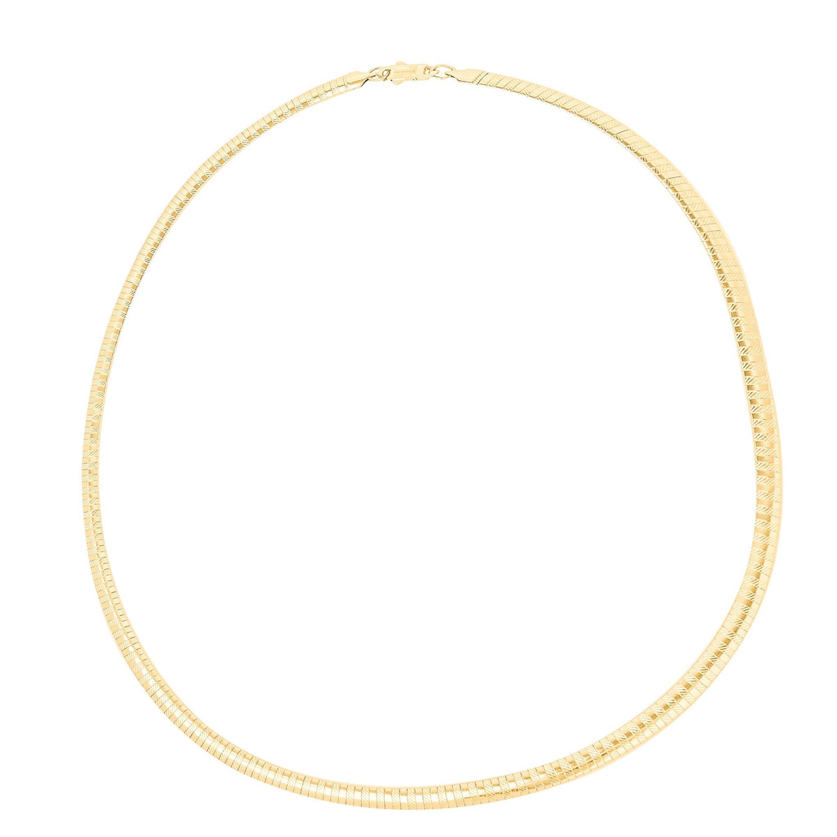 8MM gold omega chain necklace laid in circular formation