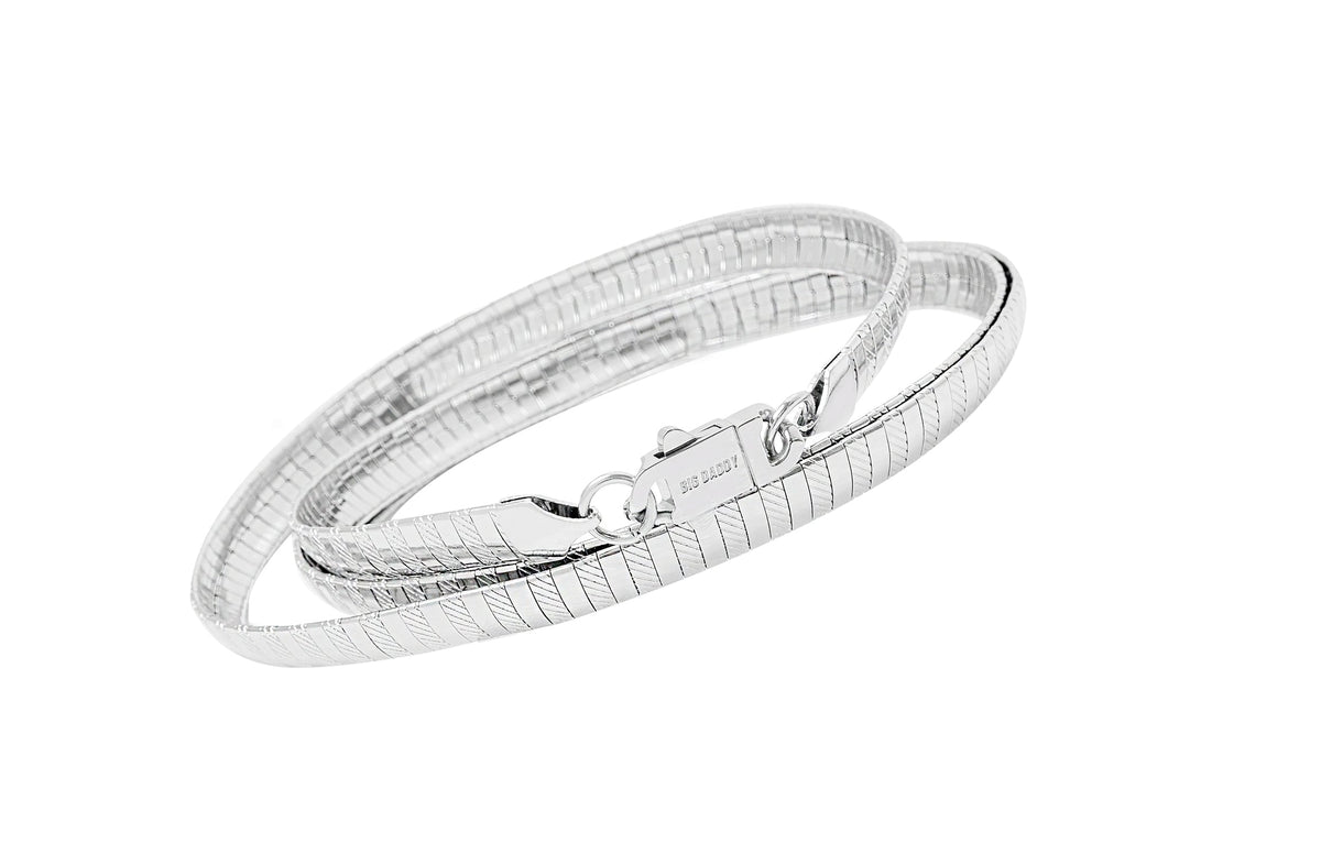 8MM omega silver steel chain coiled showing 3D link structure