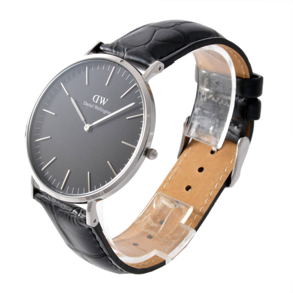 Daniel Wellington Reading watch angled view showing black embossed leather strap with brown back