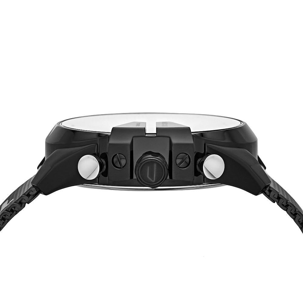 Diesel Mega Chief DZ4514 watch angled view of case and pushers