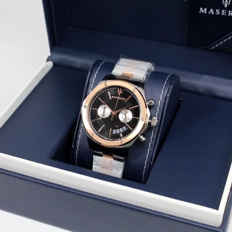 Maserati Circuito chronograph in navy presentation box with branded packaging