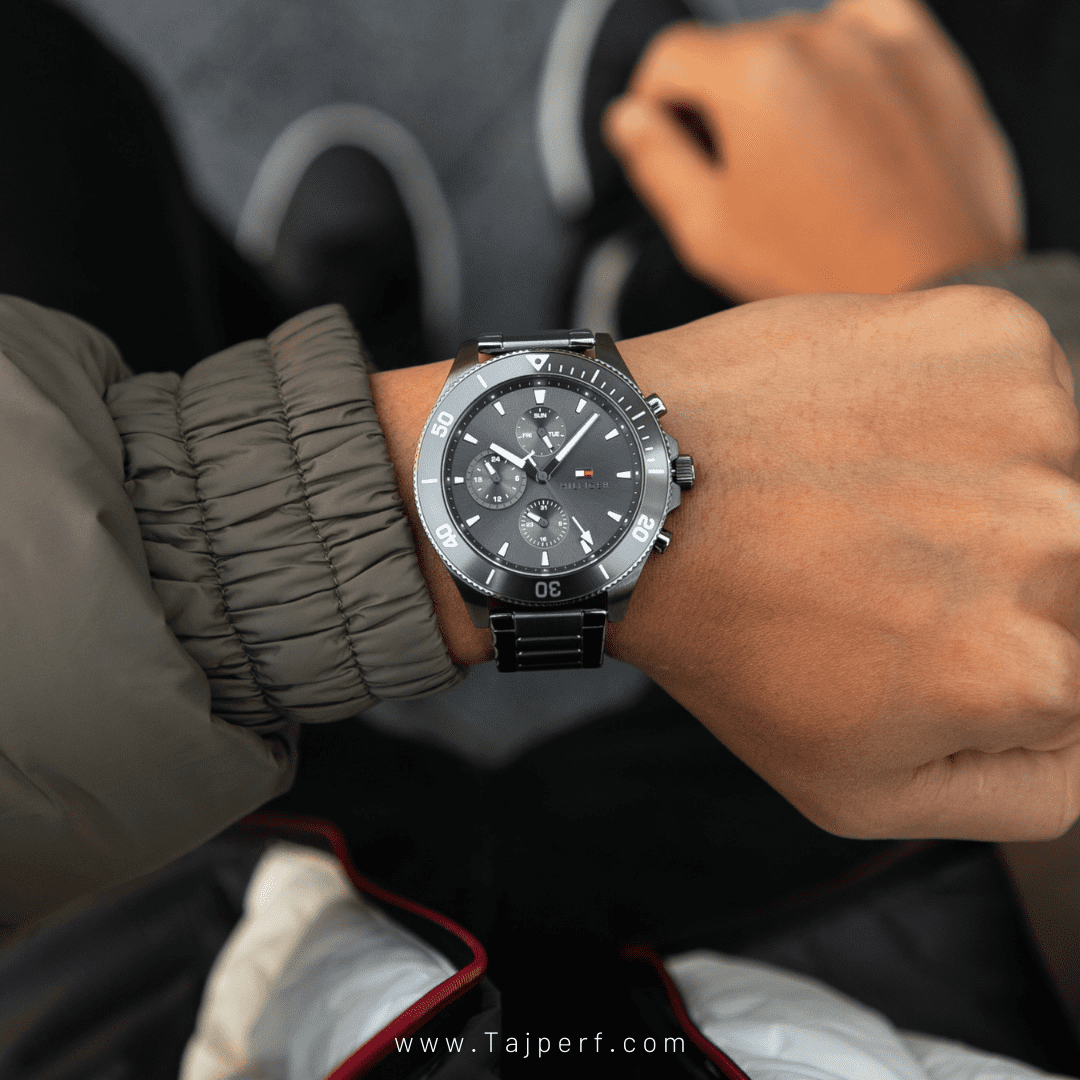 Tommy Hilfiger Larson Chronograph Grey Dial Silver Steel Strap Men's Watch - 1791918